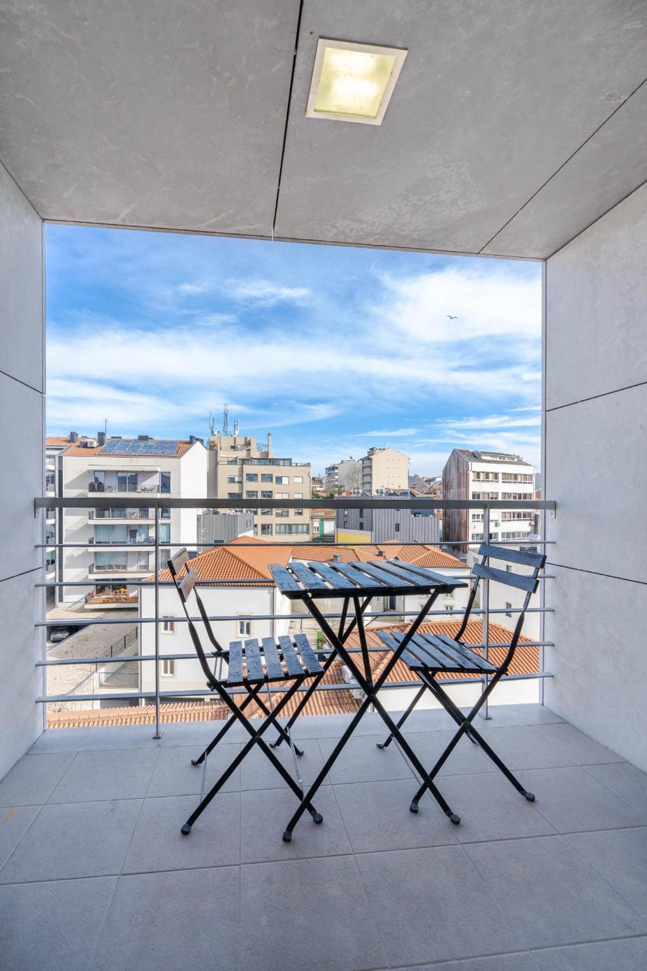 Cedofeita Sunny Apartment - Balcony & Parking OOporto Extérieur photo